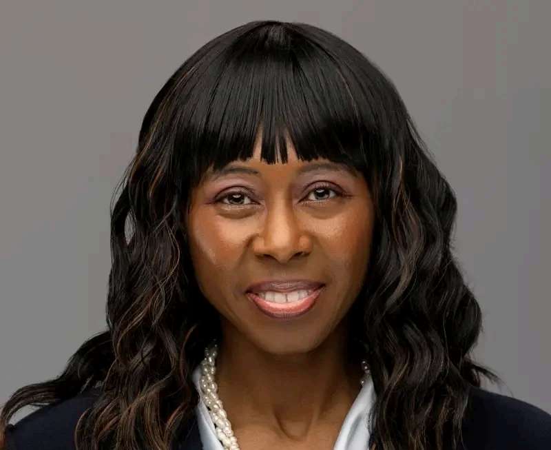 Portrait of Nicole Earle